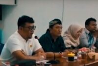 Komisi IV DPRD Kabupaten Sukabumi menggelar rapat kerja bahas Perubahan Raperda Nomor 8 Tahun 2023.