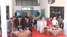 Ketua DPRD Kabupaten Sukabumi, Budi Azhar Mutawali (kiri depan), saat menghadiri Upacara Hari Lahir Pancasila, Senin (1/6/2026).