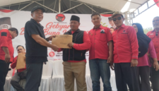 Anggota DPRD Fraksi PDI Perjuangan hadiri Gebyar Bulan Bung Karno 2026 di Cempaka Ratu, Kecamatan Cikakak, Kabupaten Sukabumi, Rabu (8/7/2026).