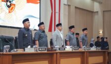 Rapat Paripurna DPRD Kabupaten Sukabumi, Kamis (9/7/2026).