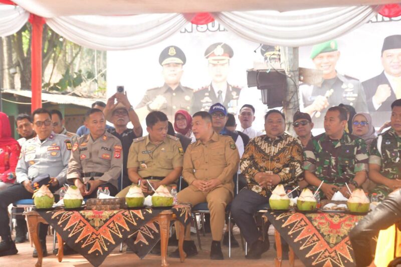 Ketua DPRD Kabupaten Sukabumi, Budi Azhar Mutawali, saat menghadiri launching Parkir Wisata Someah di Kawasan Pantai Istana Presiden, Citepus, Palabuhanratu, Senin (3/8/20206).
