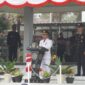 Wakil Bupati Sukabumi, Andreas, saat bertindak sebagai Inspektur Upacara Peringatan HUT RI ke-81 di Lapas Kelas IIA Warungkiara, Senin (17/8/2026).
