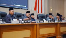 Rapat paripurna DPRD Kabupaten Sukabumi, Senin (10/8/2026).
