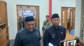 Ketua DPRD Kabupaten Sukabumi, Budi Azhar Mutawali (kiri), dan Wakil Bupati Sukabumi, Andreas (kanan).